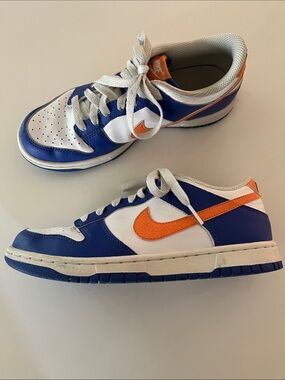 Boys Nike Dunks Low - Blue/Orange - size 6Y